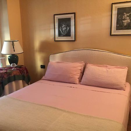 Il Nido Di Tosca Apartment Лука Екстериор снимка