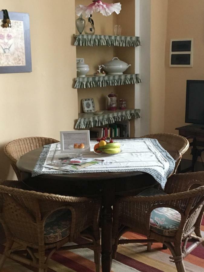 Il Nido Di Tosca Apartment Лука Екстериор снимка
